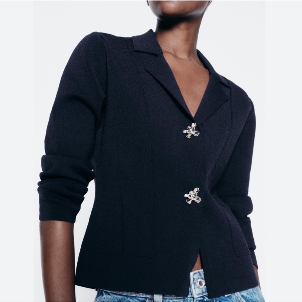 ZARA Navy Blue Blazer Jacket with flower-shaped buttons. NWT S